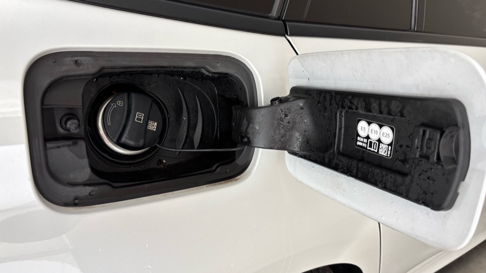 BMW 3 SERIES Image 21