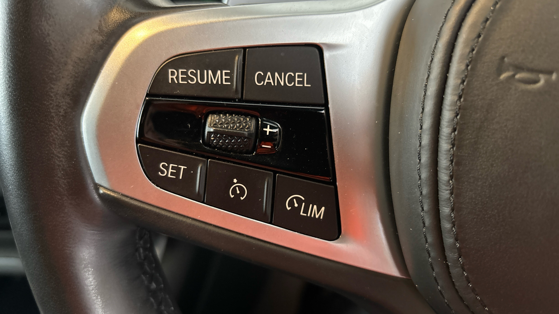 4049474 330e M Sport 5dr Step Auto