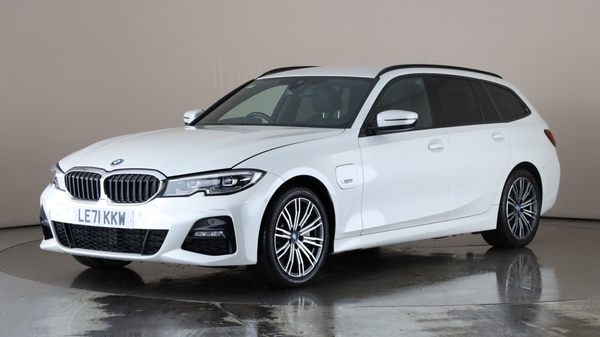 BMW 3 Series Touring 330e M Sport 5dr Step Auto