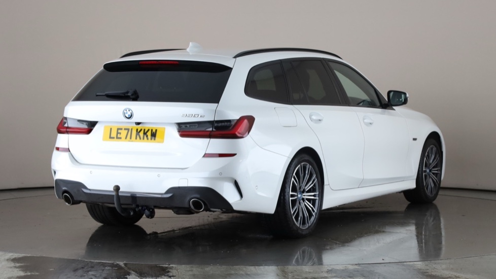 BMW 3 SERIES Image 5