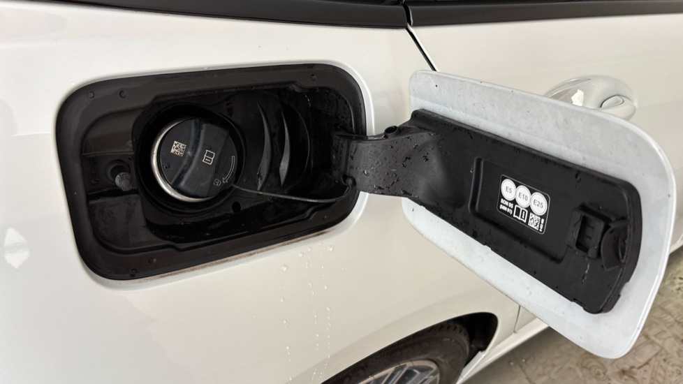 BMW 3 SERIES Image 21