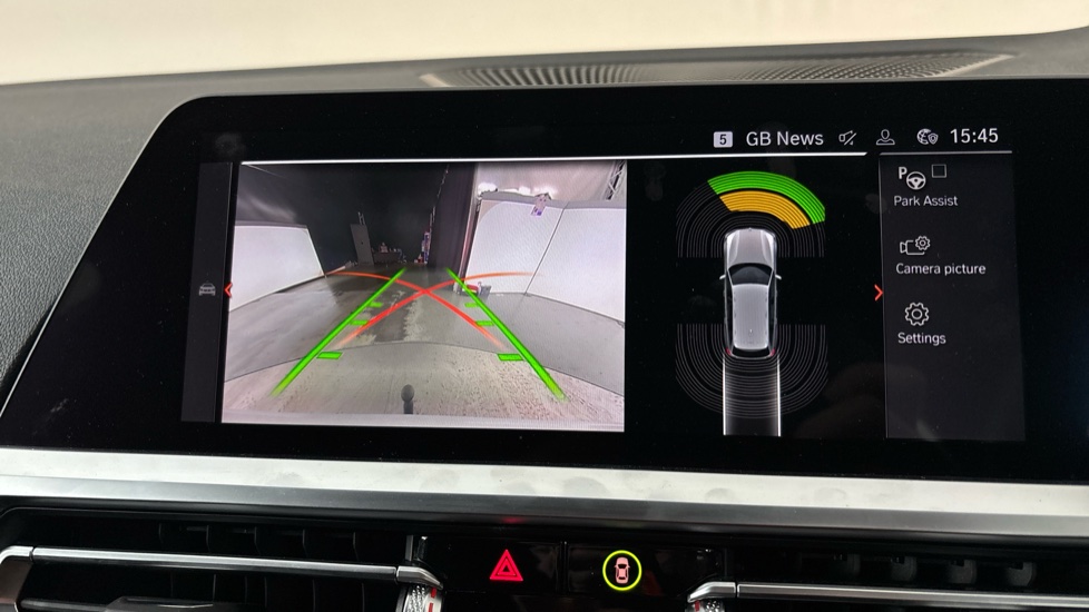 BMW 3 SERIES reverse camera