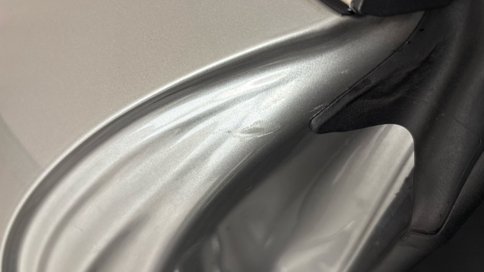 MINI HATCHBACK Scuff