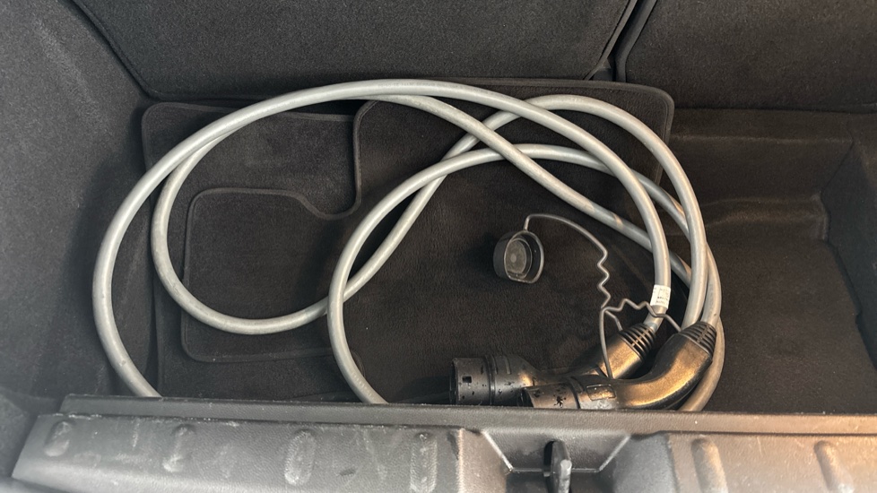 MINI HATCHBACK Image 22