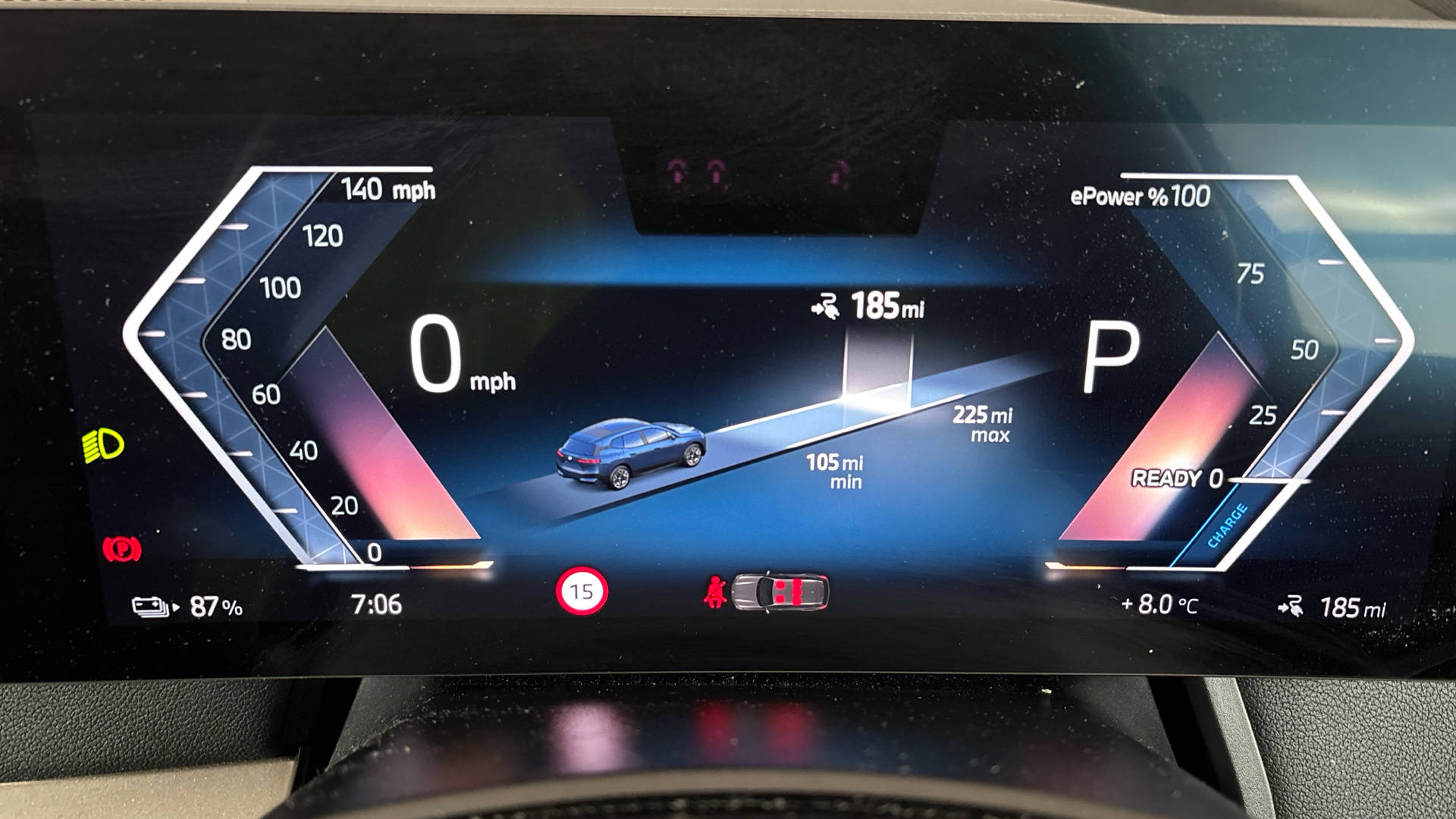 4027720 240kW xDrive40 M Sport 76.6kWh 5dr Auto [Sky]