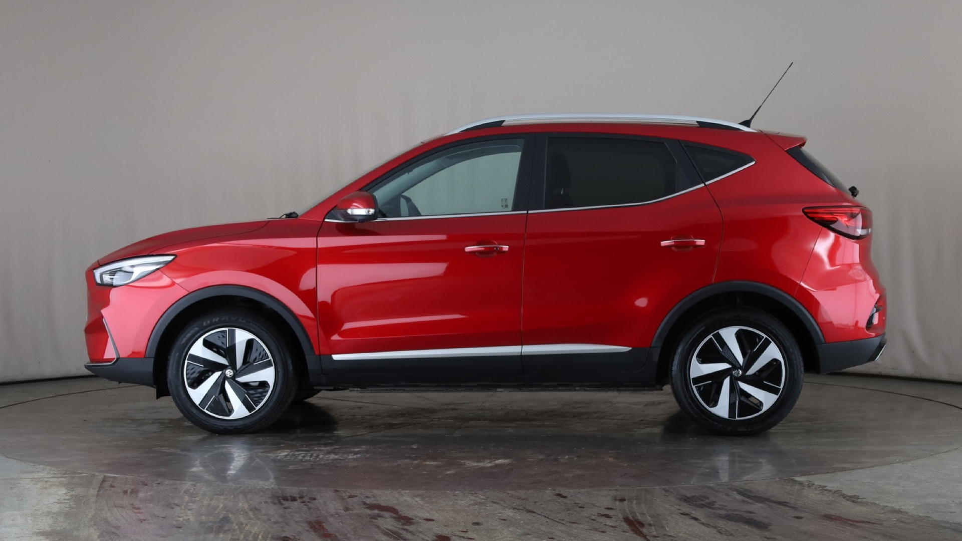 115kW Trophy EV Long Range 73kWh 5dr Auto [2023]