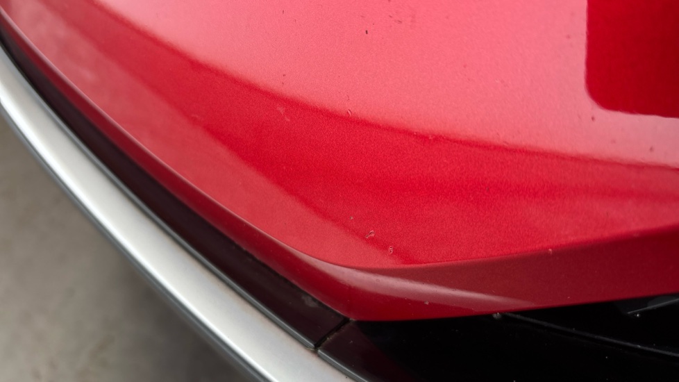 MG ZS Multiple chips