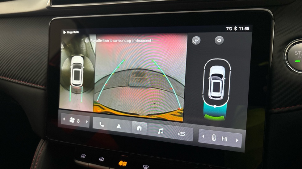 MG ZS reverse camera