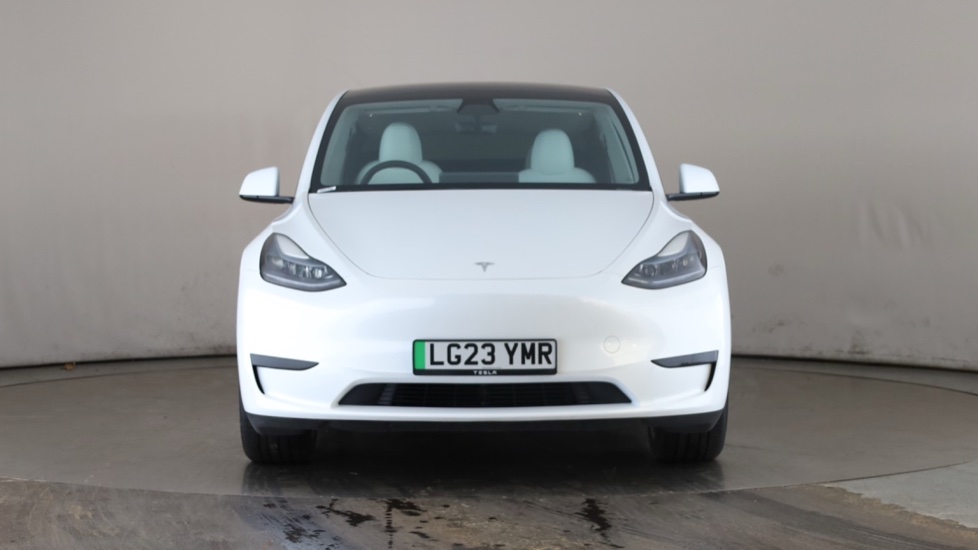 TESLA MODEL Y Image 8