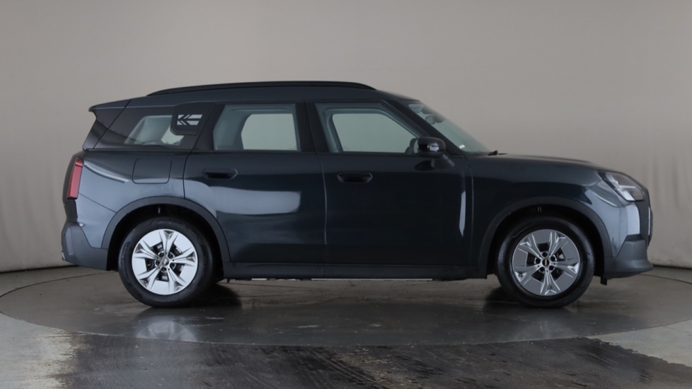 MINI COUNTRYMAN Image 6