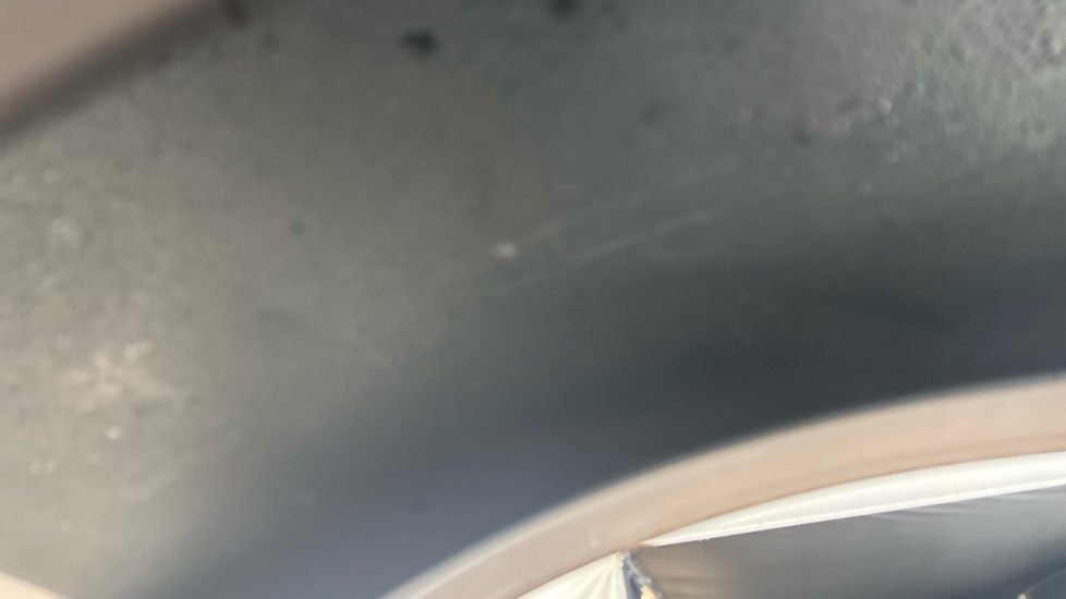 TESLA MODEL 3 scuff