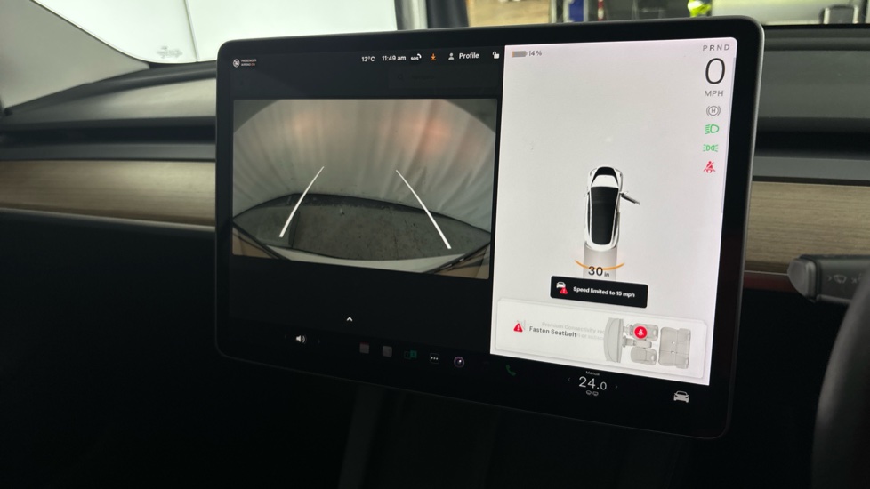TESLA MODEL 3 reverse camera