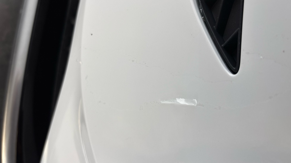 MG ZS Imperfection