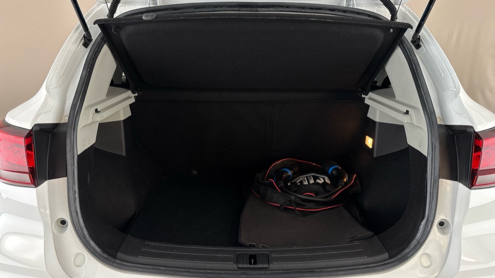 MG ZS Image 15