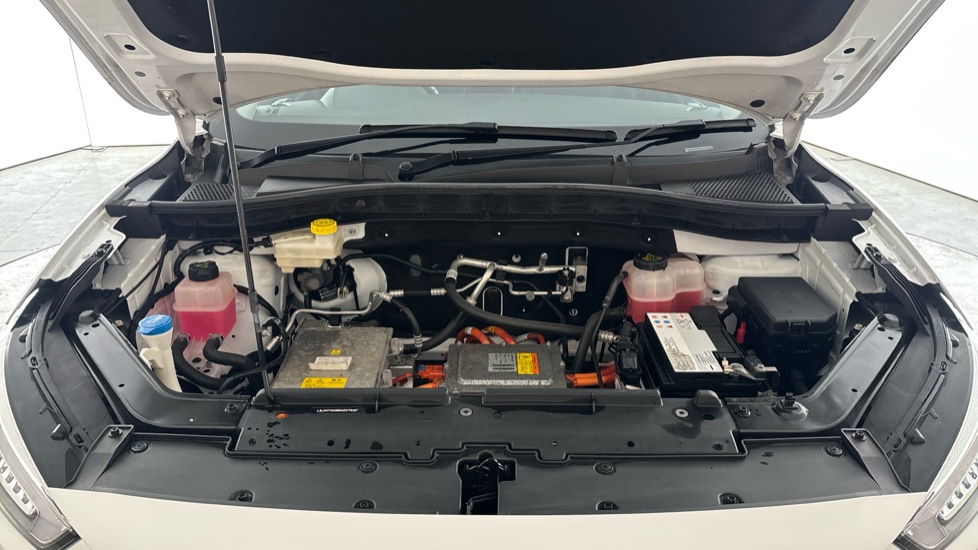 MG ZS Image 16