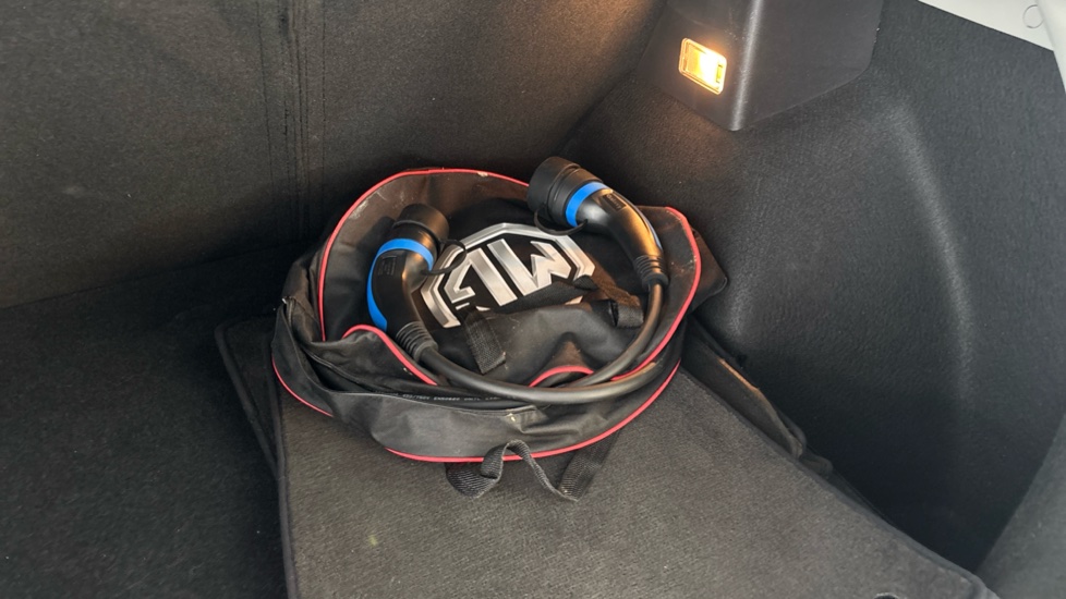 MG ZS Image 22