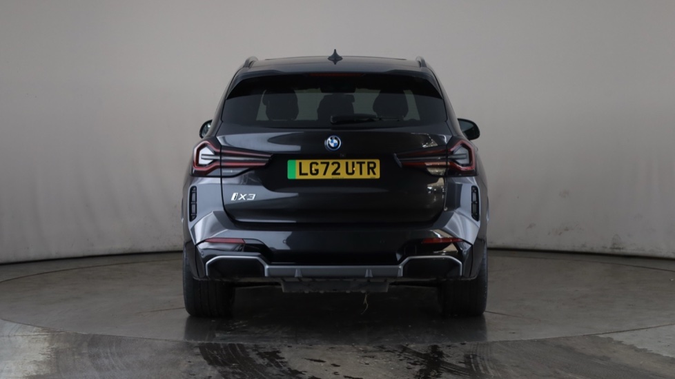 BMW iX3 Image 4