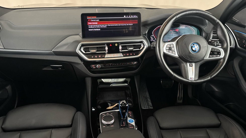 BMW iX3 Image 11