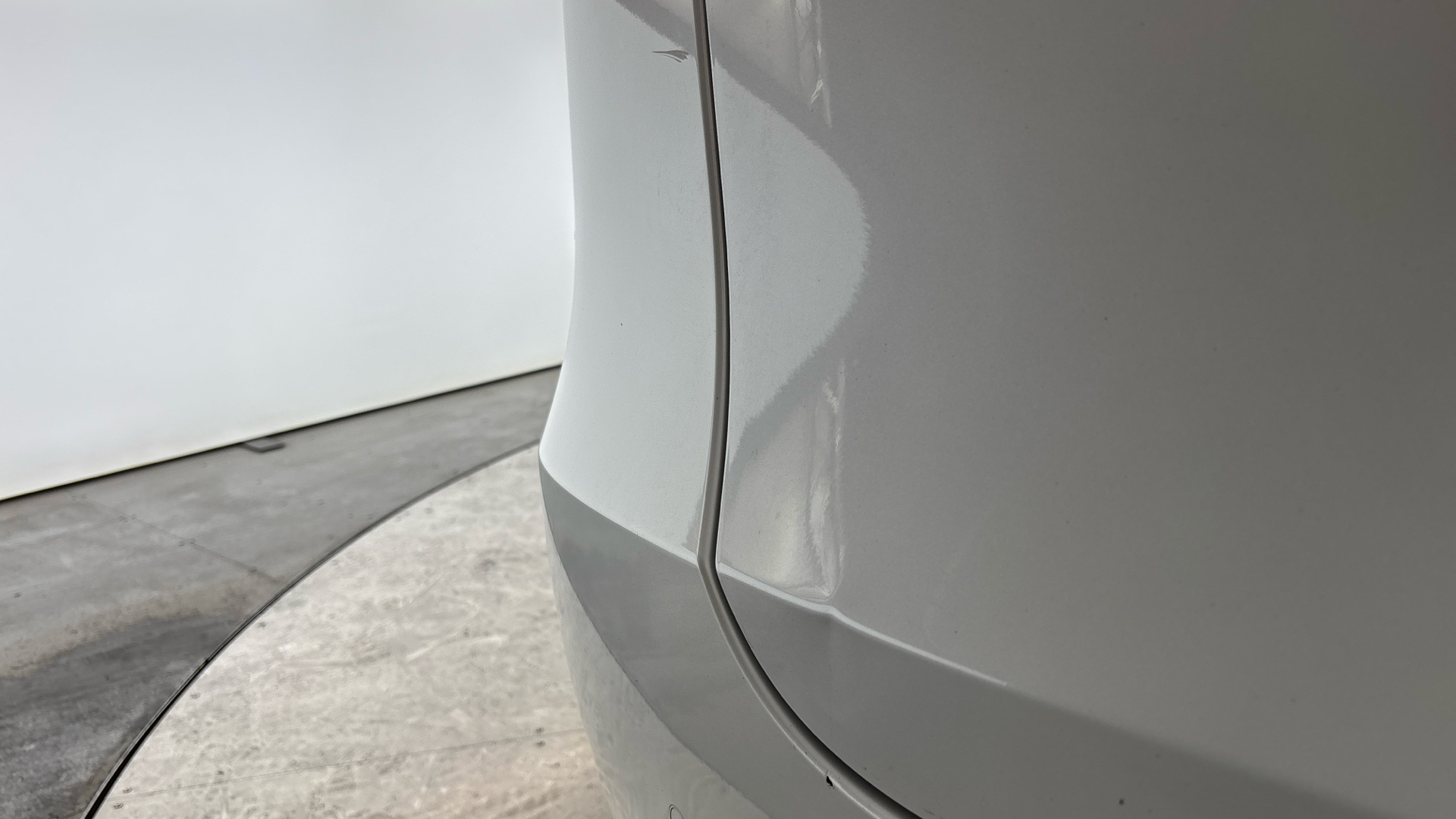 Tesla Model Y Long Range AWD 5dr Auto