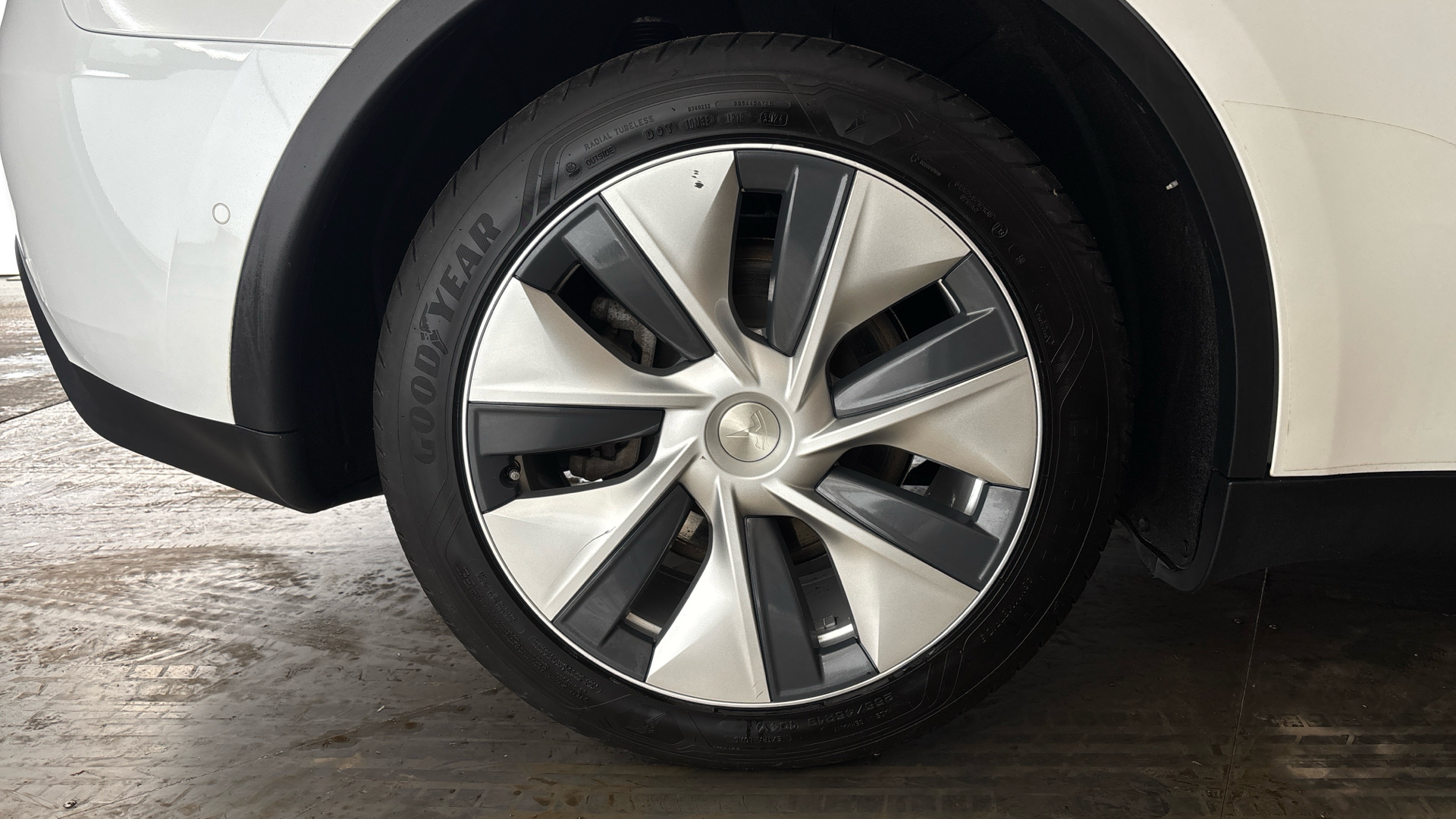 4020639 Long Range AWD 5dr Auto