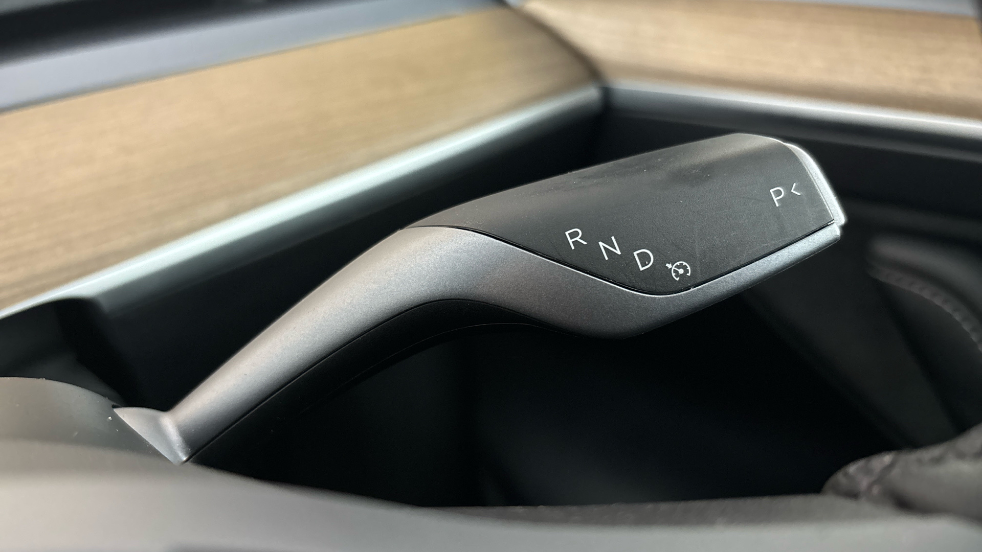 4020639 Long Range AWD 5dr Auto