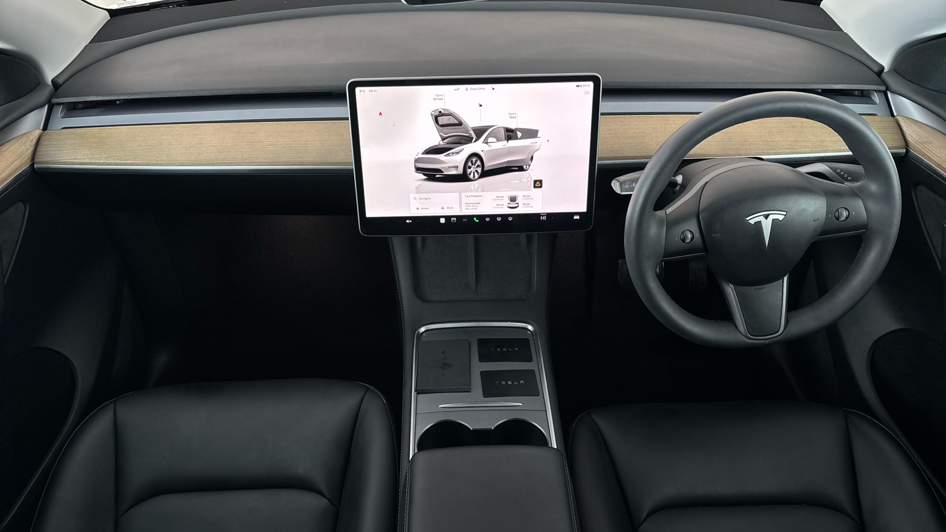 4049548 Long Range AWD 5dr Auto