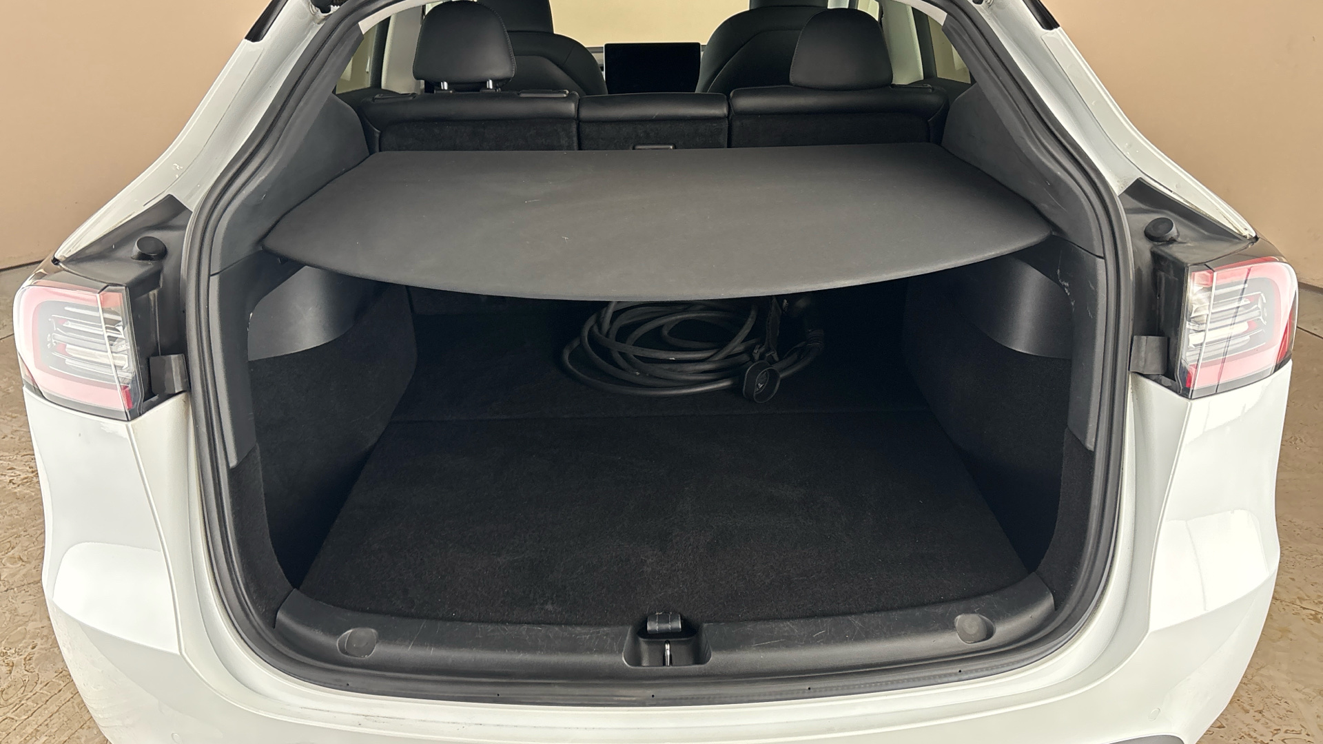 4020676 Long Range AWD 5dr Auto