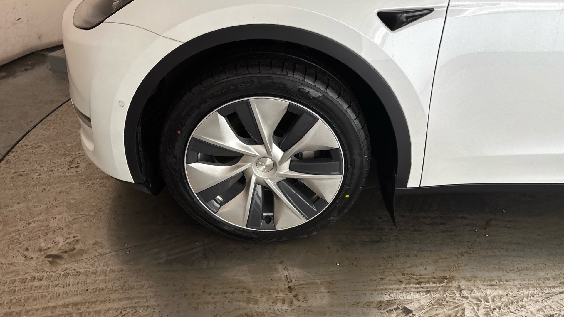 4020676 Long Range AWD 5dr Auto