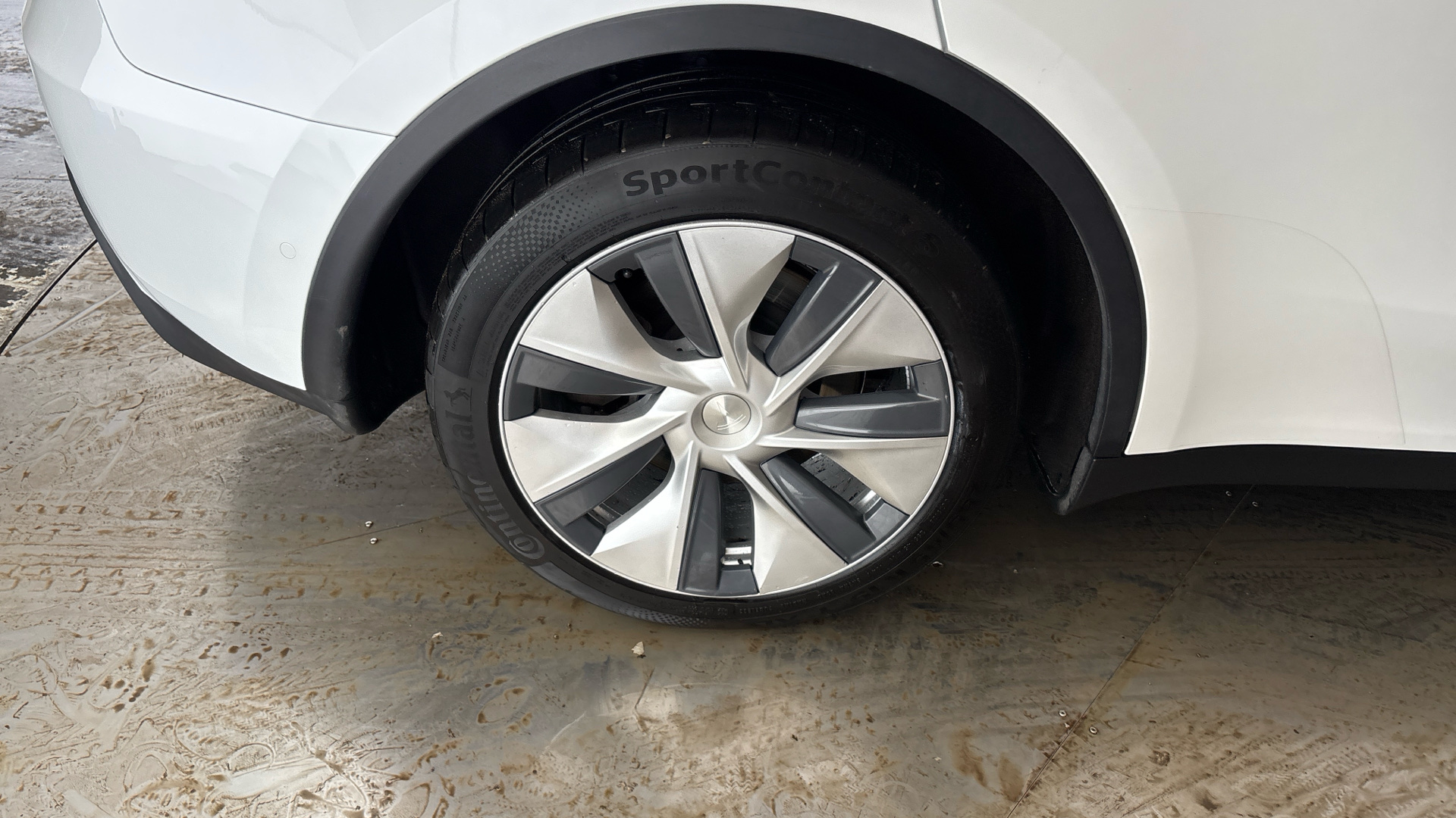 4020676 Long Range AWD 5dr Auto