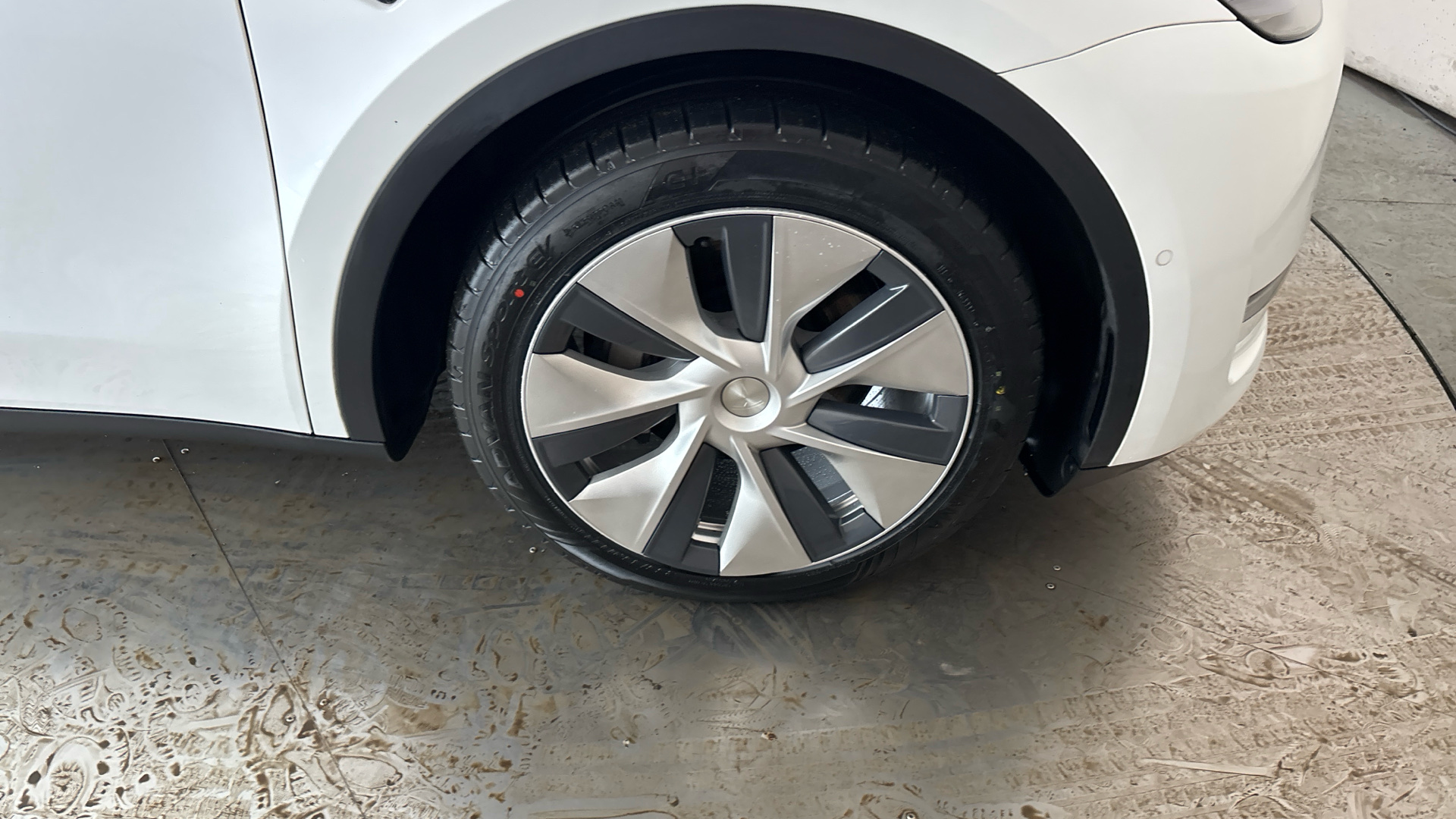 4020676 Long Range AWD 5dr Auto