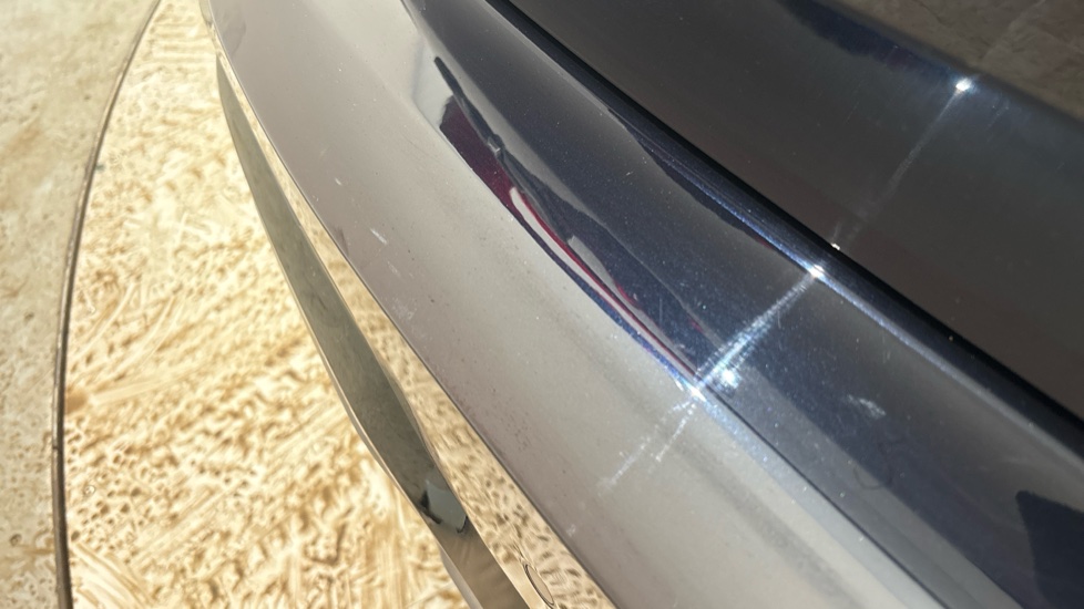 BMW iX3 chips and scratches