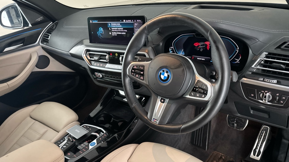 BMW iX3 Image 9