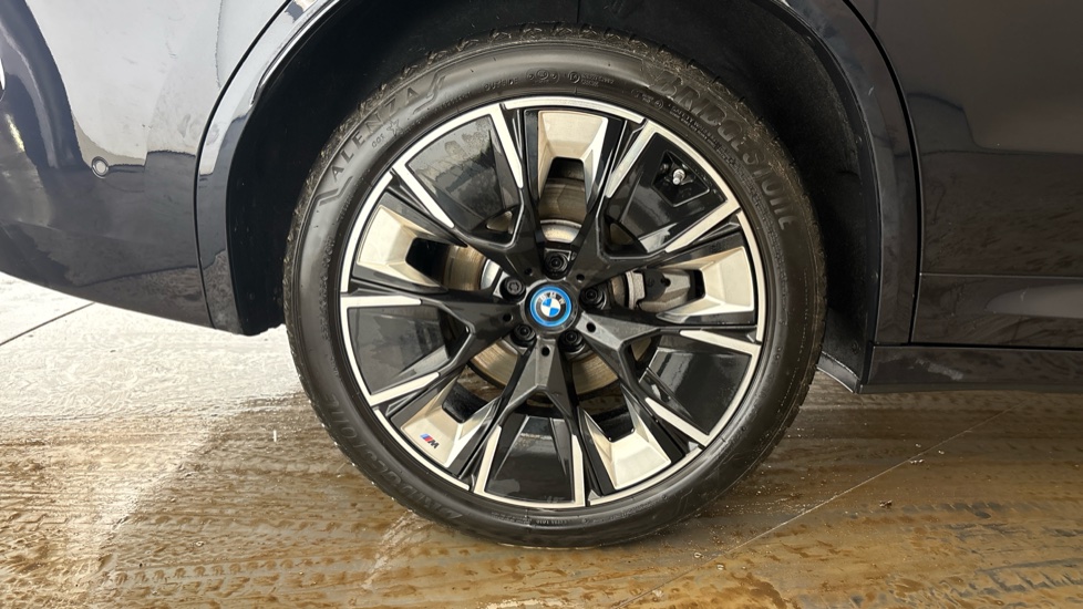 BMW iX3 Image 19