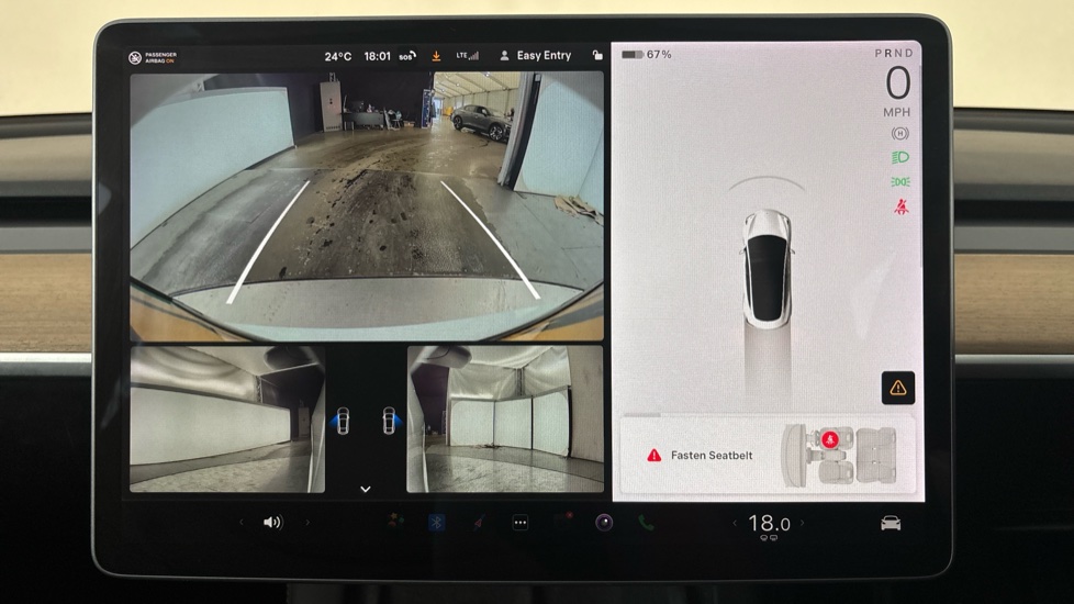 TESLA MODEL 3 Reverse camera