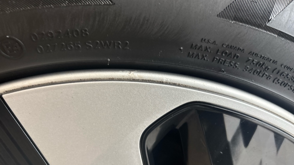 MG ZS scuff