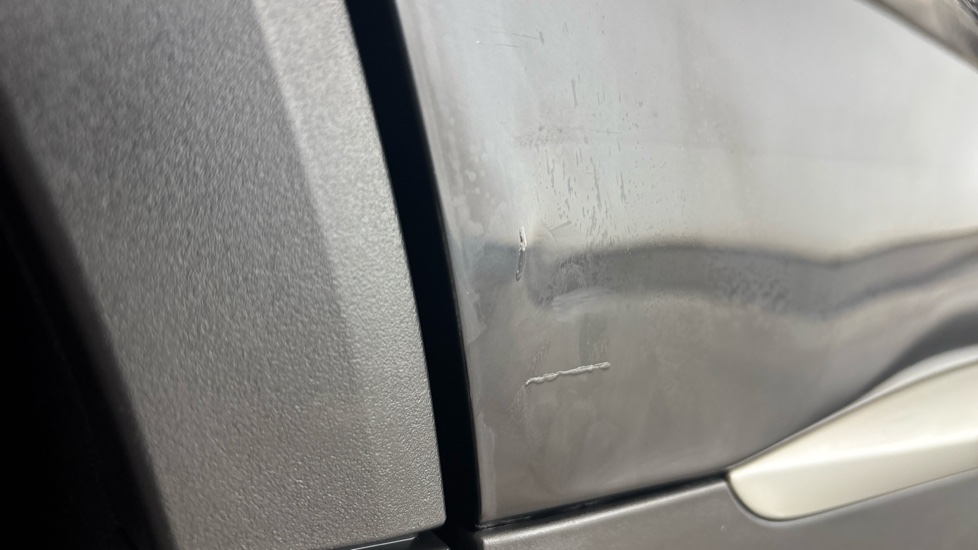 MG ZS scratch