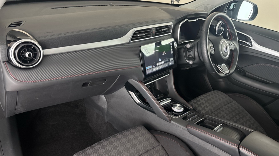 MG ZS Image 10