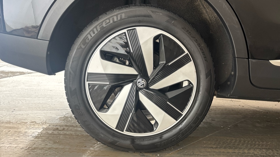 MG ZS Image 19