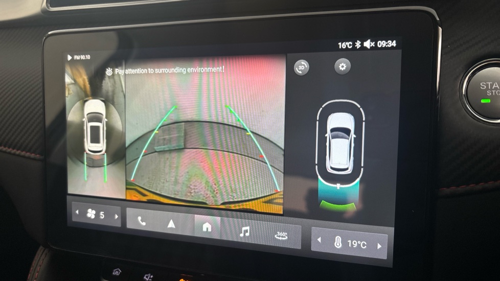 MG ZS Reverse camera