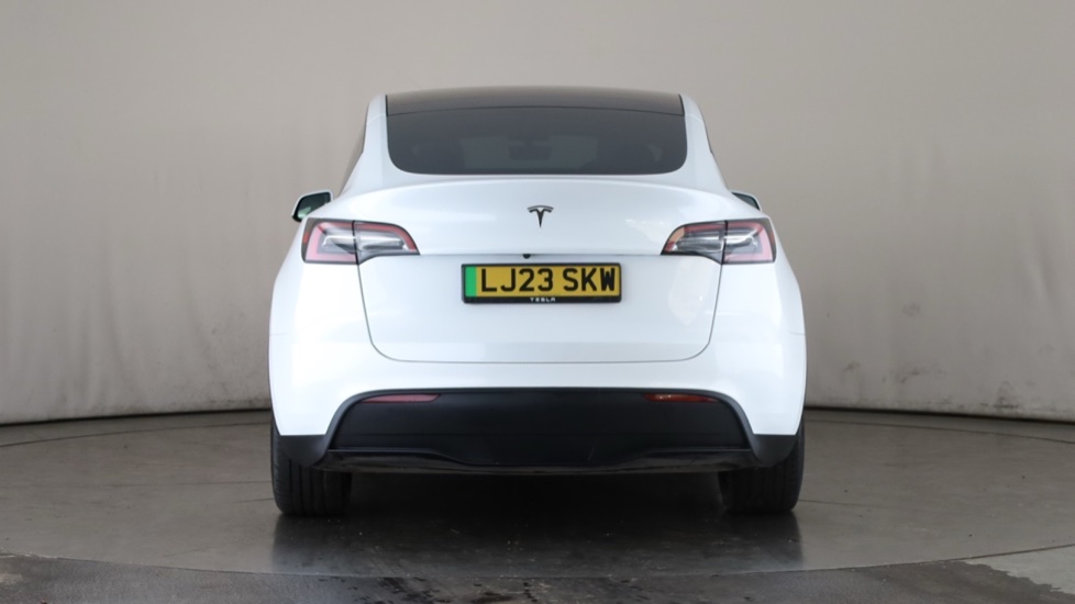 Tesla Model Y Image 4