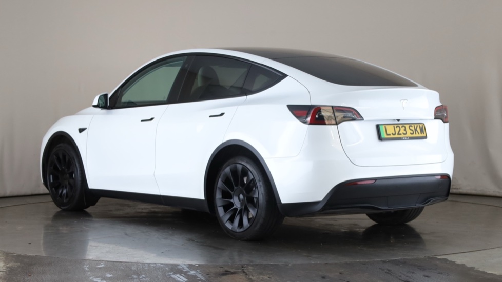 Tesla Model Y Image 3