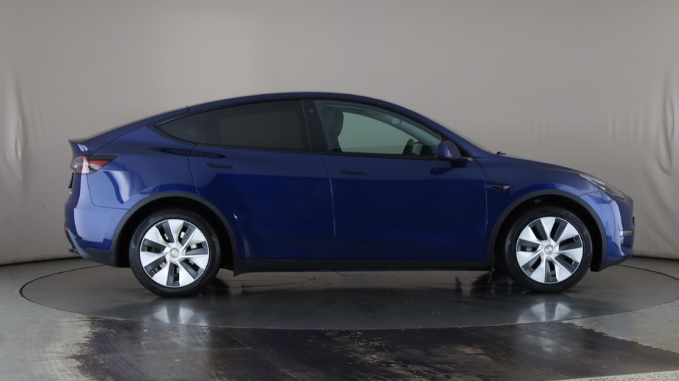 Tesla Model Y Image 6