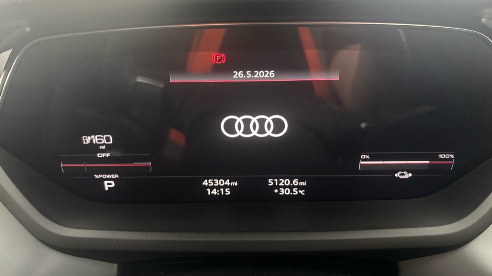 AUDI E-TRON GT Image 13