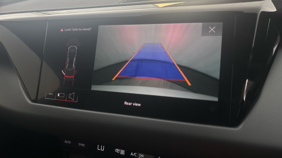 AUDI E-TRON GT reverse camera