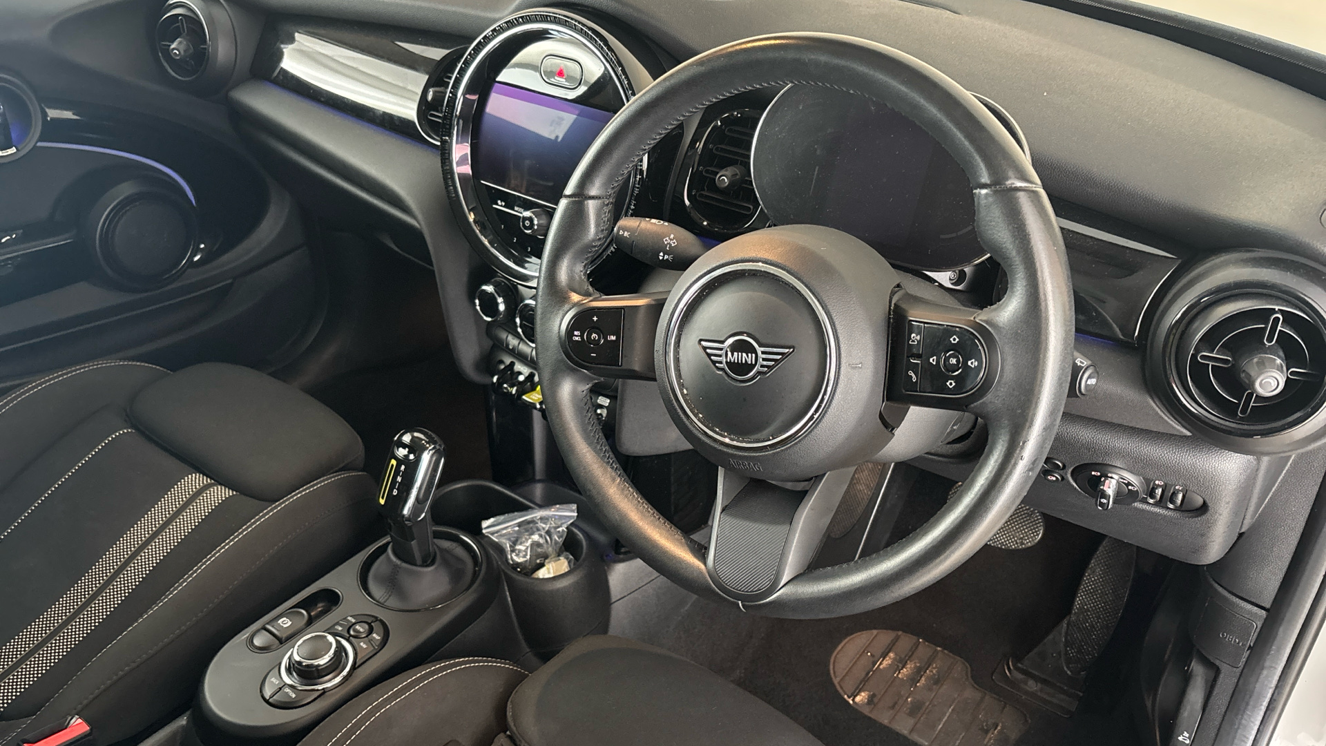 MINI Hatchback 135kW Cooper S Level 1 33kWh 3dr Auto