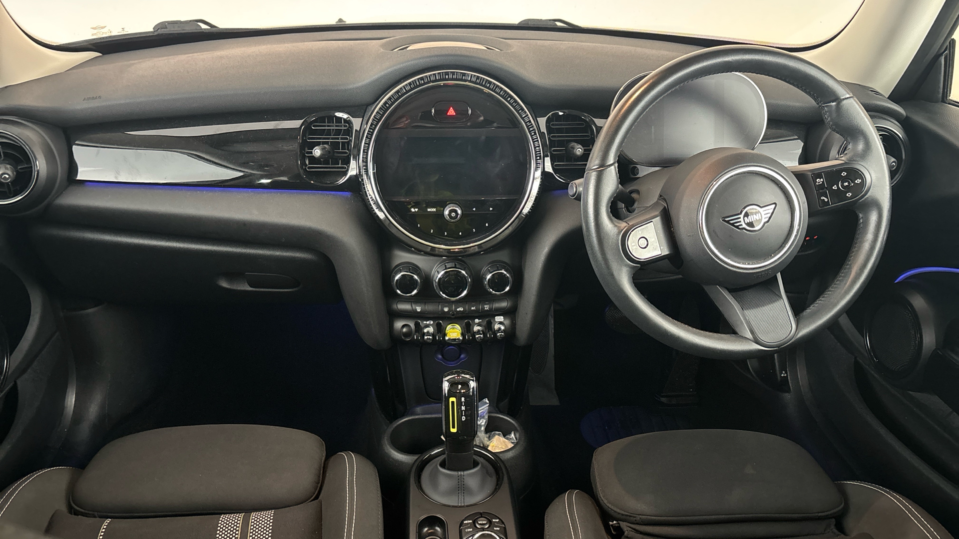 MINI Hatchback 135kW Cooper S Level 1 33kWh 3dr Auto