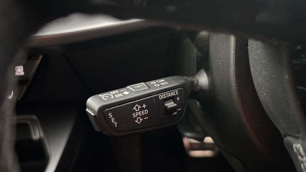 AUDI A3 Cruise control
