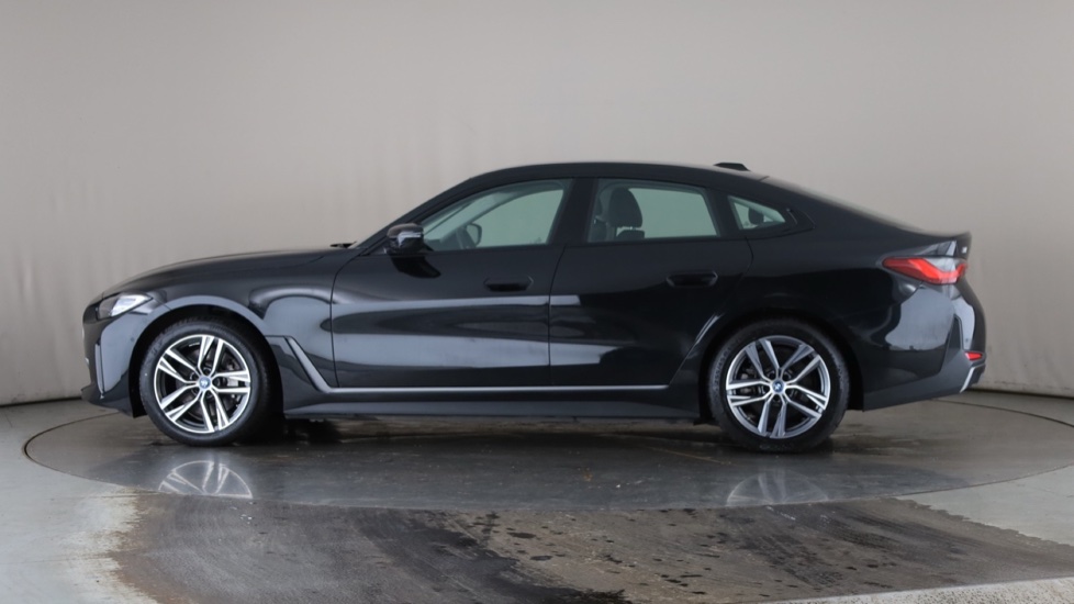 BMW I4 Image 2