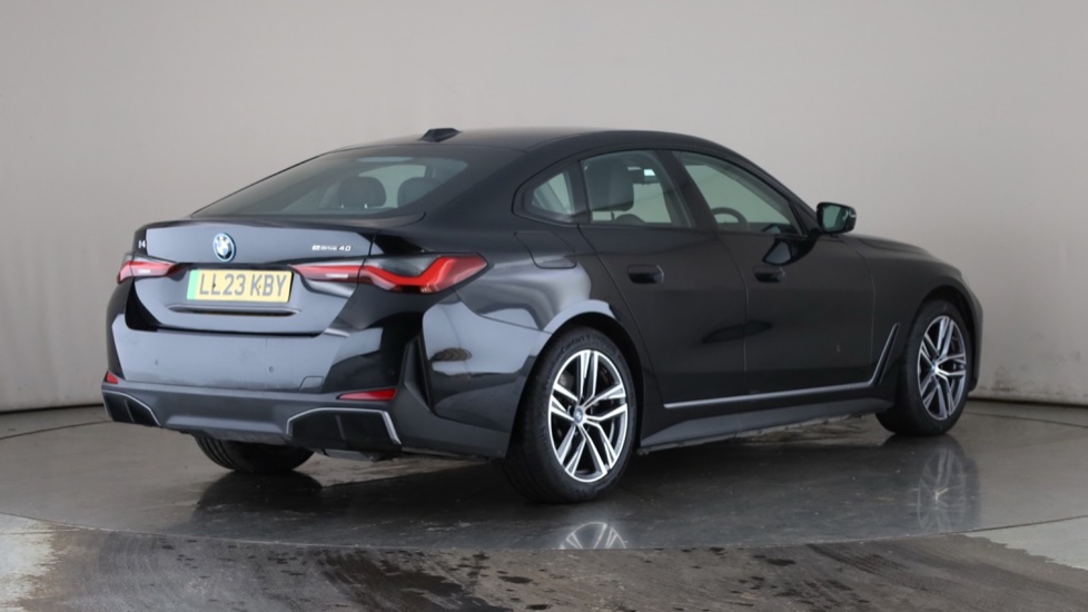 BMW I4 Image 5