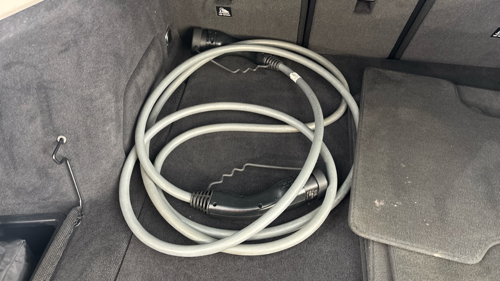 BMW I4 Image 22